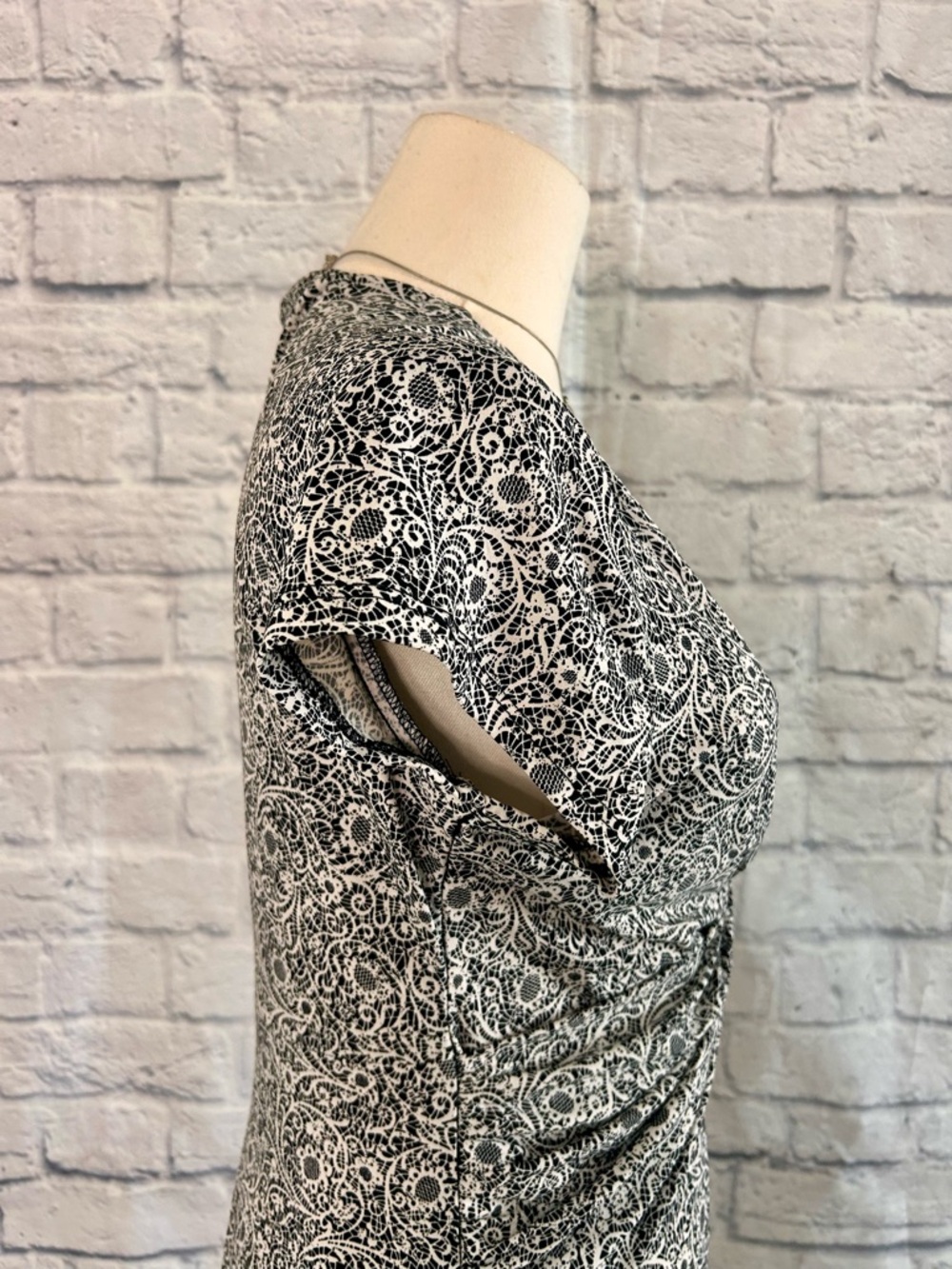 connected apparel Black White Dress Midi Floral V Neck Twist-Front Day to Night - Picture 10 of 15